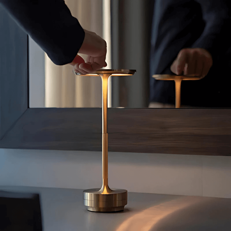 Cozylight – Trådlös LED Bordslampa