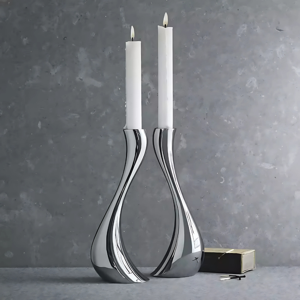 Elegant Vriden Ljusstake i Silver – 3 Storlekar – Modern Design för Heminredning