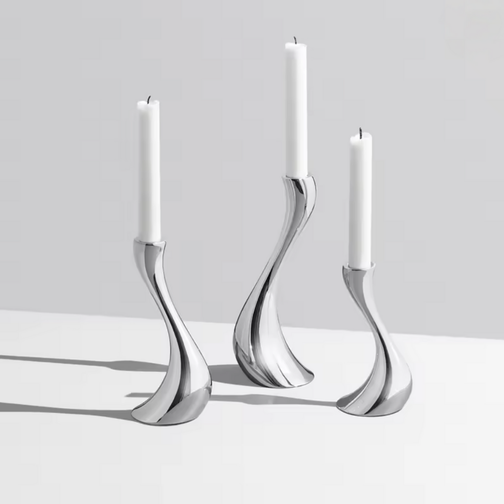 Elegant Vriden Ljusstake i Silver – 3 Storlekar – Modern Design för Heminredning