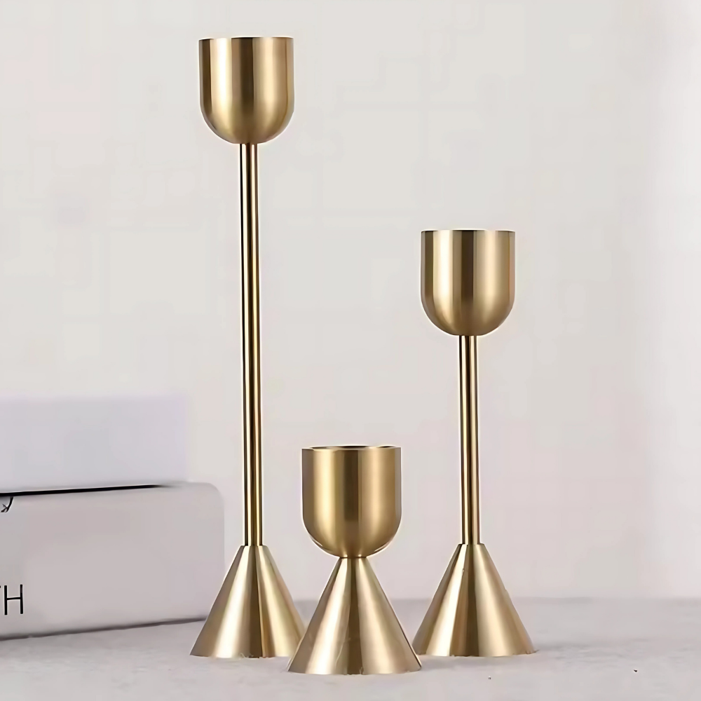 Guldfärgade Ljusstakar – 3-pack med Elegant Skandinavisk Design