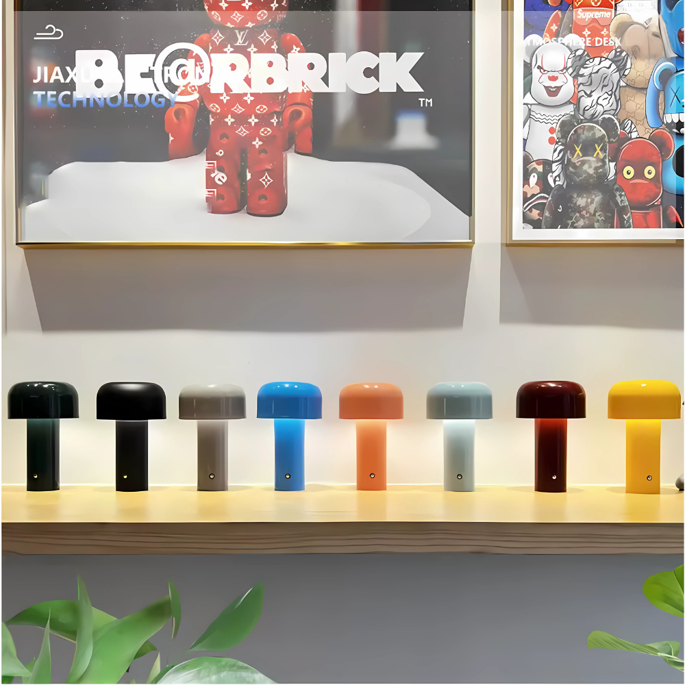 Modern Bordslampa i Metall – Uppladdningsbar LED-lampa med Skandinavisk Design