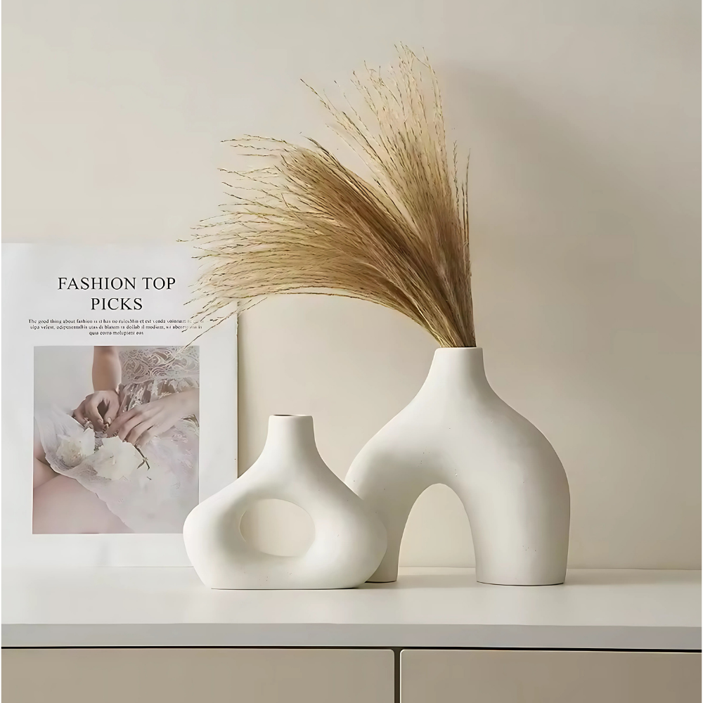 Skulptural Dekorvas i Keramik – Vit eller Svart – Modern Designvas i 2 Storlekar
