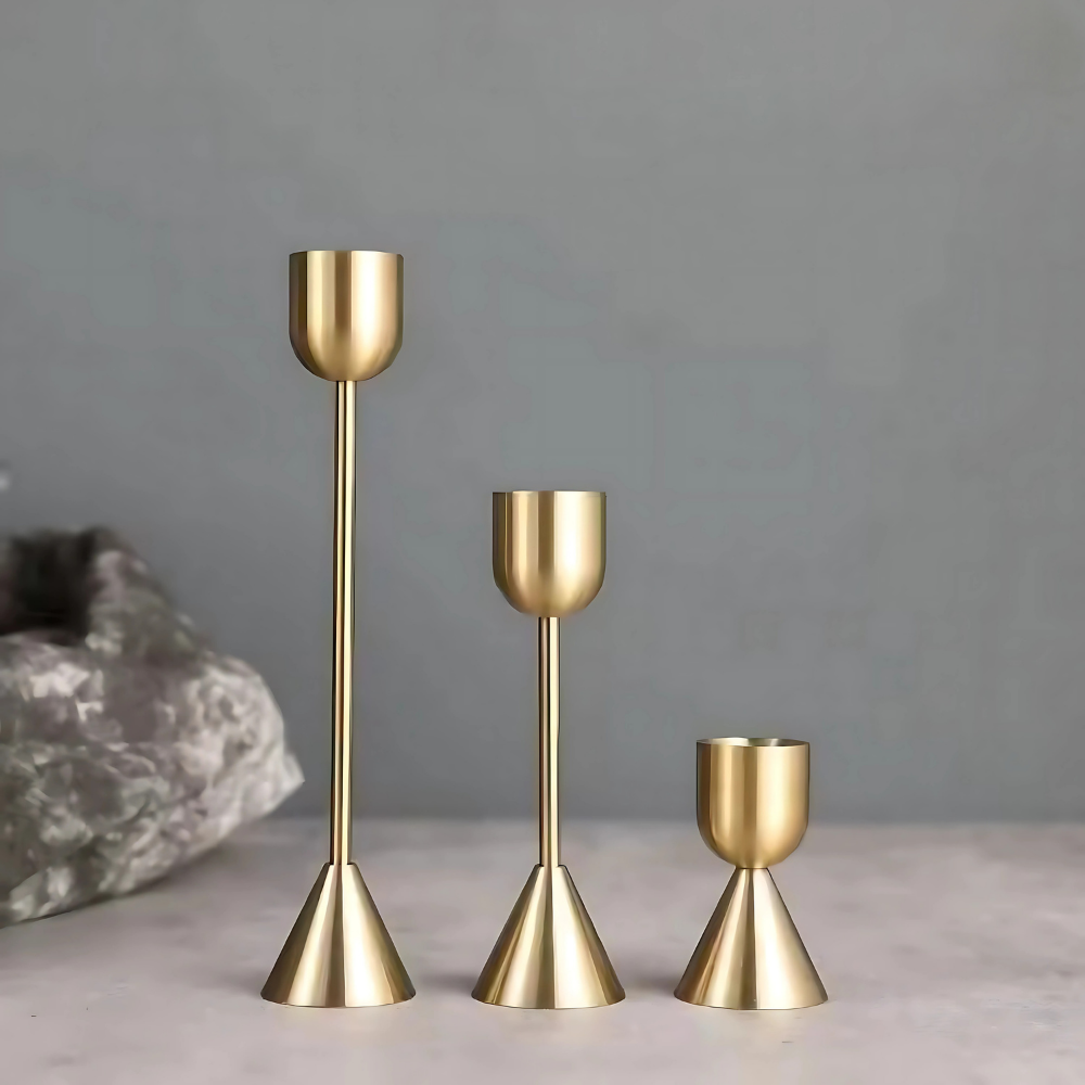 Guldfärgade Ljusstakar – 3-pack med Elegant Skandinavisk Design